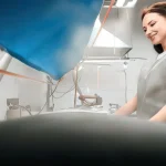 Consigli per stirare le magliette di poliestere