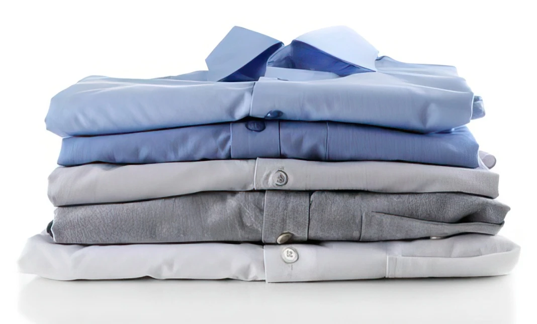 Come stirare le magliette con stampe o disegni