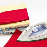 Consigli per stirare le magliette di flanella