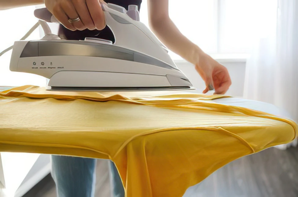 Come stirare i capi di abbigliamento in Pelle con il ferro da stiro