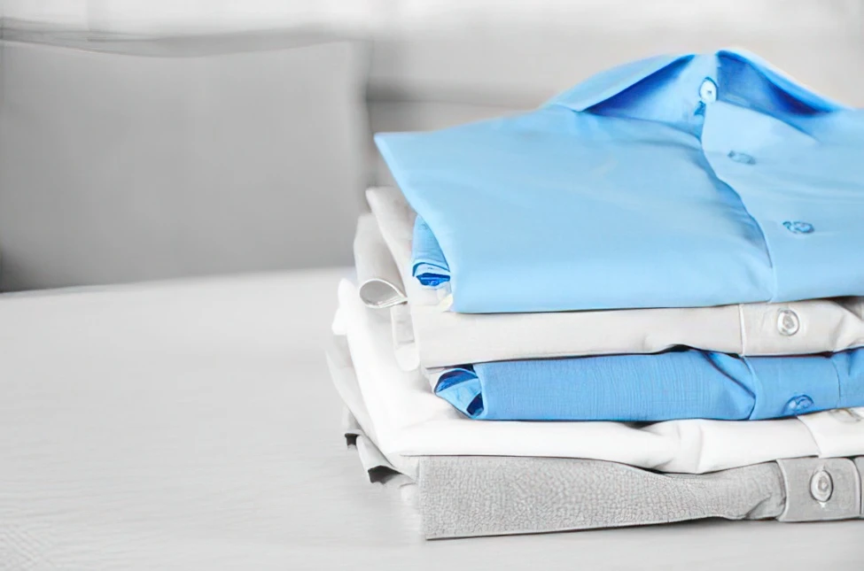 Stirare i vestiti di velluto: consigli e precauzioni.