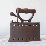 Come stirare correttamente una camicia bianca? 2 Come stirare correttamente una camicia bianca?