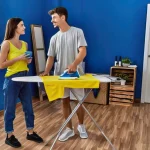 Quali sono i consigli per stirare le t-shirt senza rovinare le stampe? 2 Quali sono i consigli per stirare le t-shirt senza rovinare le stampe?