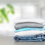 Come si stira una camicia con un polsino convertibile?