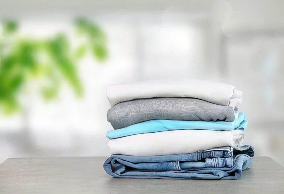 Come si stira una camicia con un polsino convertibile?