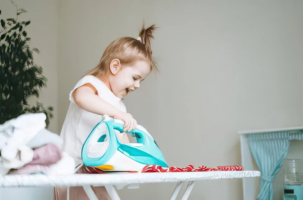 Come stirare correttamente una camicia a righe senza incrociare le righe?